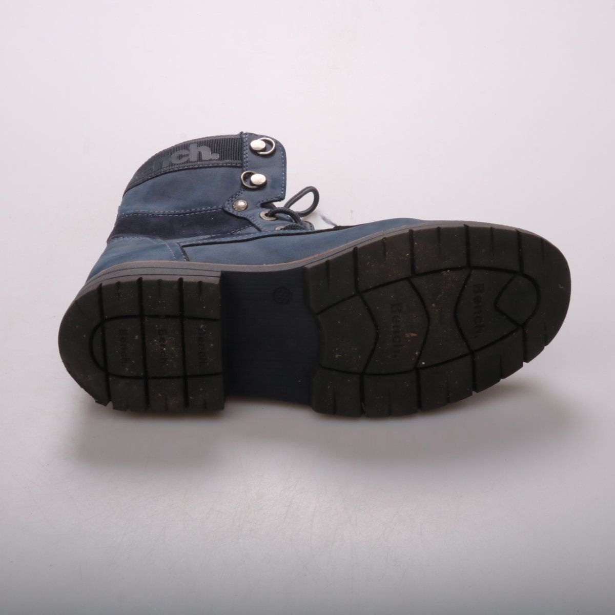 ботинки Bench