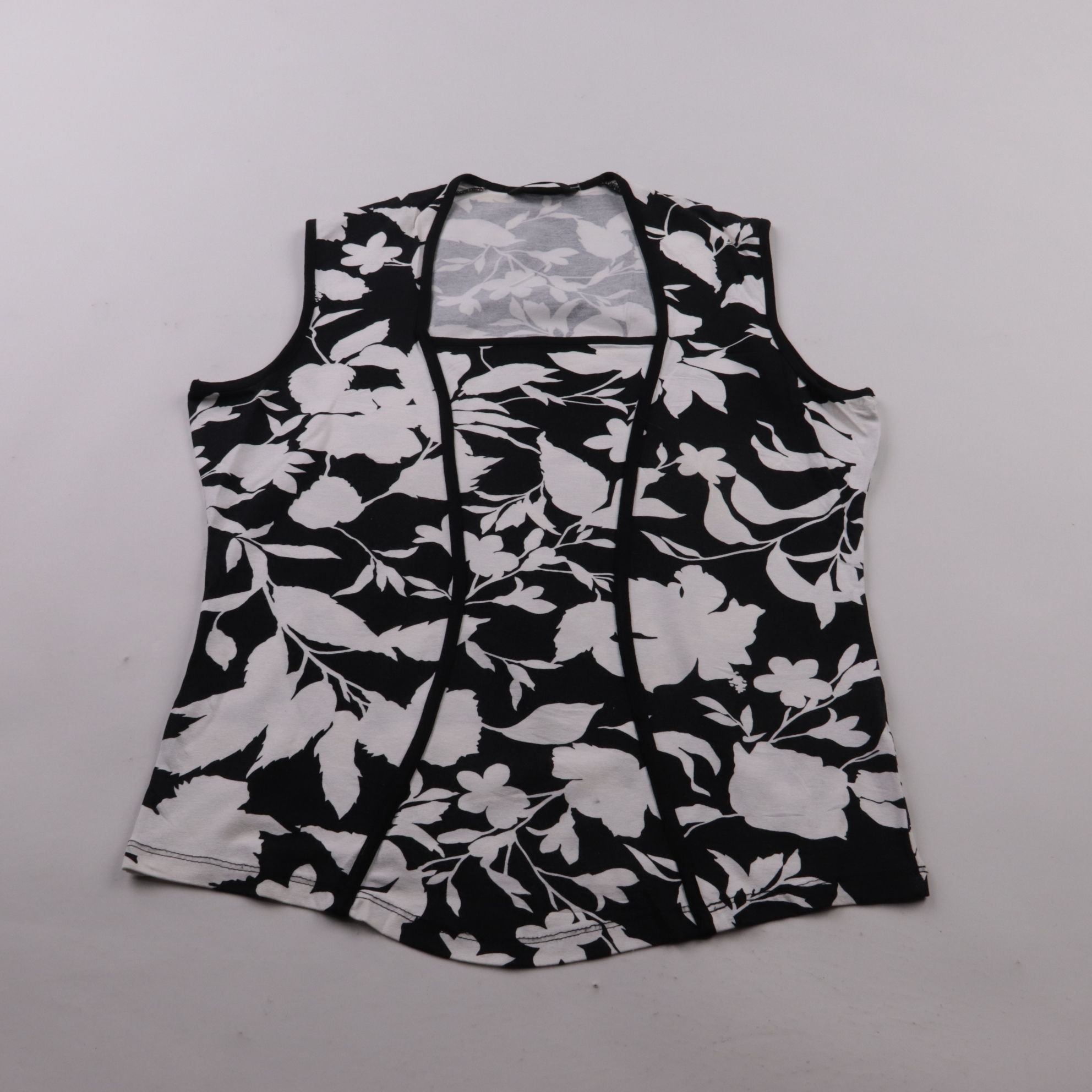 майка Marks & Spencer