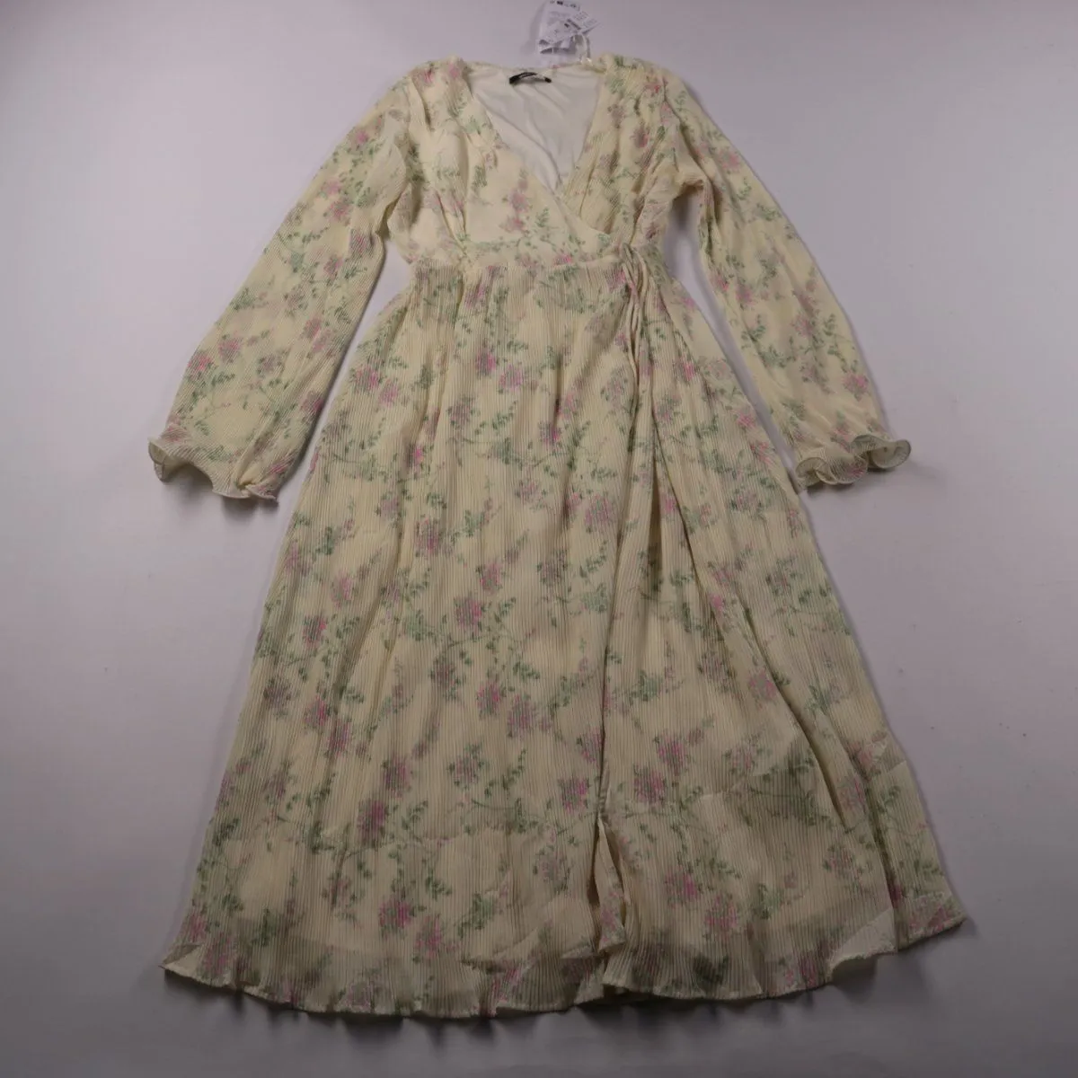 платье Ginatricot