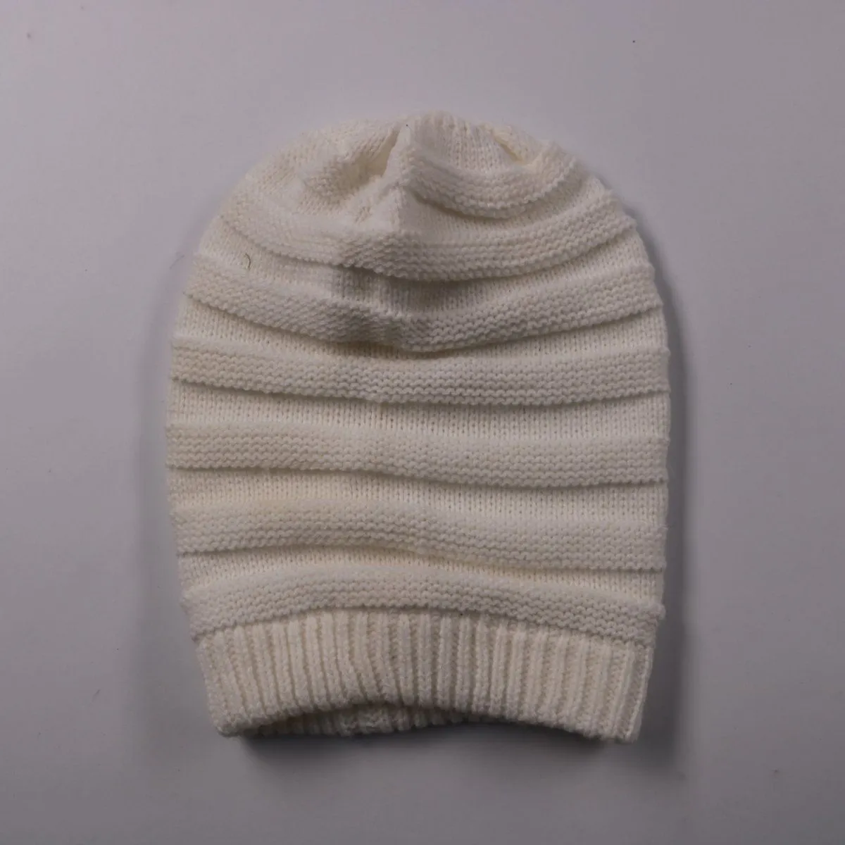 шапка не указано