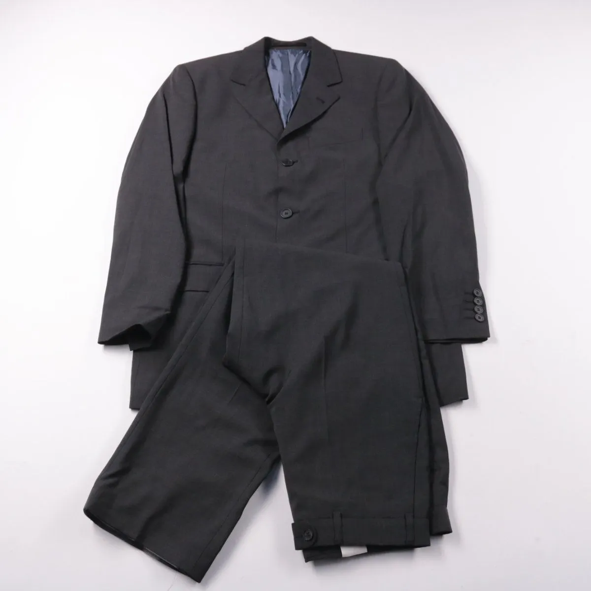 костюм не указано