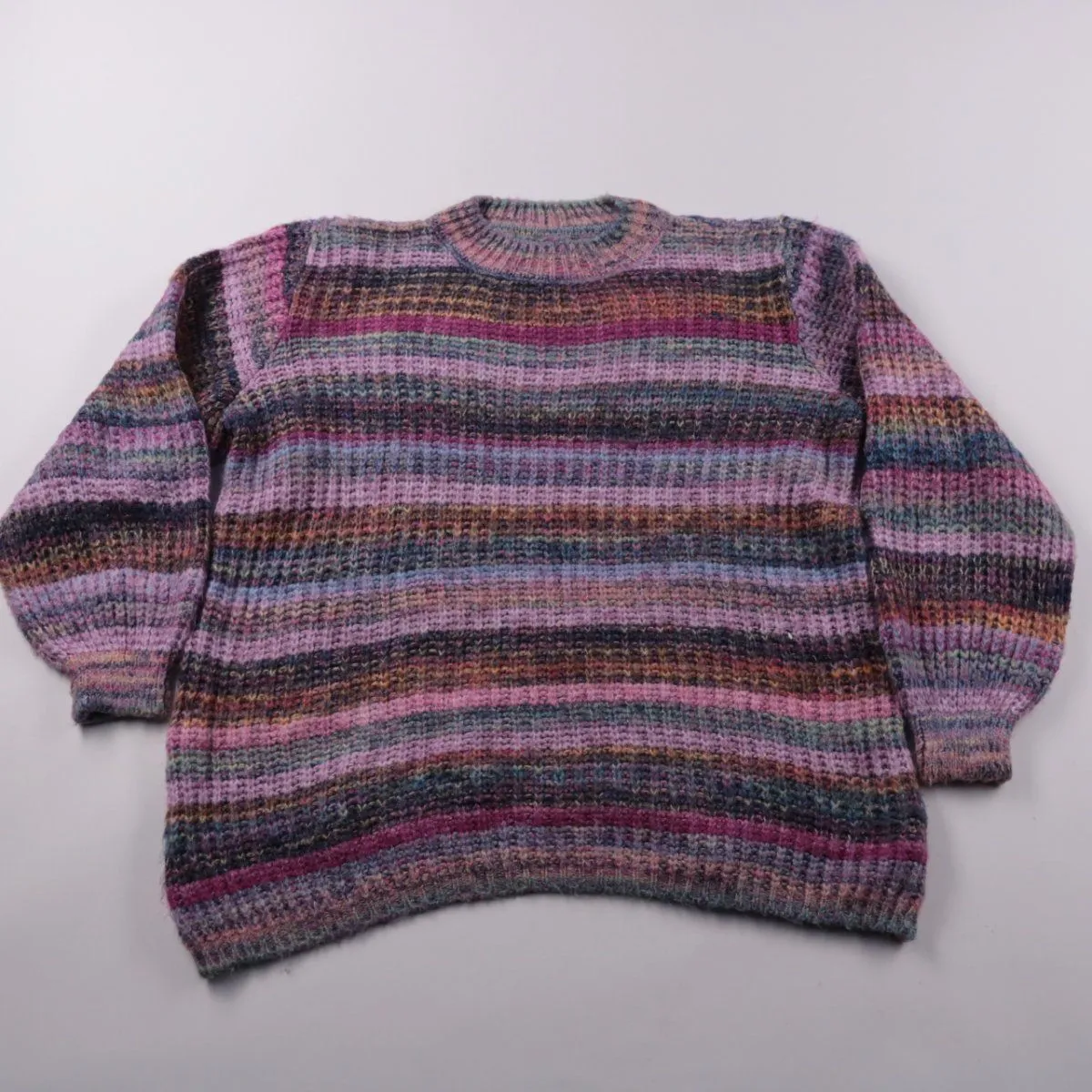 свитер не указано